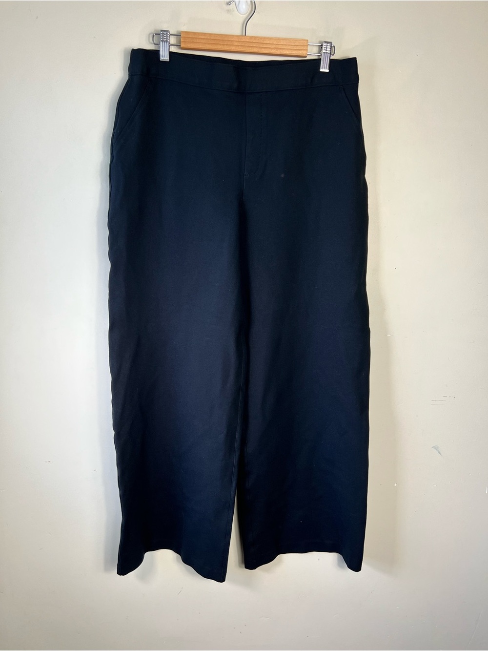 SPANX SPANXsupersmooth PerfectFit
Ponte Wide Leg Pant Size XL Black Shaping - Picture 7 of 16